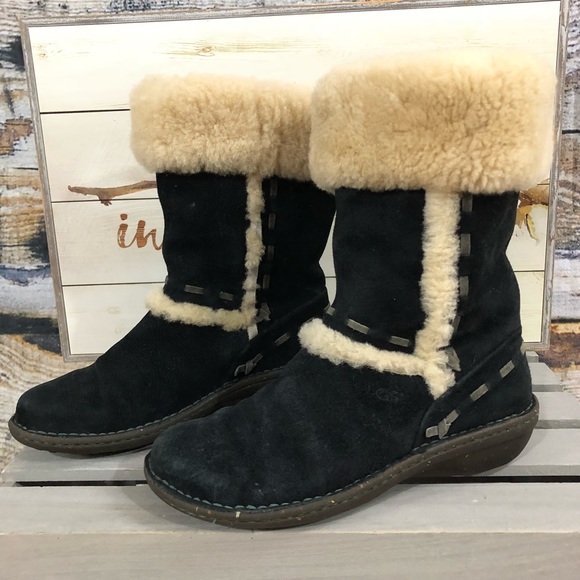 UGG Shoes - UGG Black comfy Elijo suede boots 5674